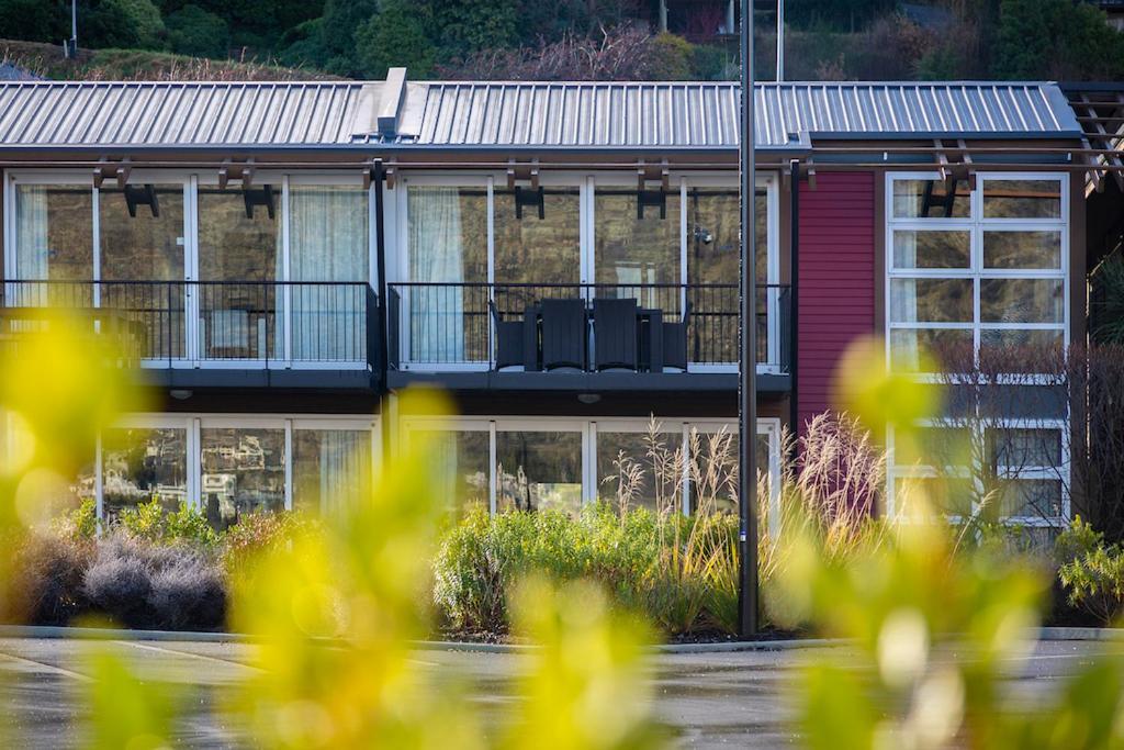 Absolute Lakefront Location - 3 Bedroom Apartment Queenstown Eksteriør bilde